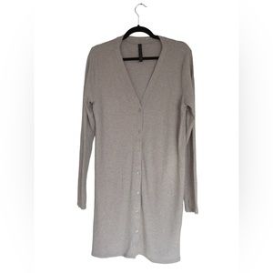 GAIAM Cardigan womans XL Gray Long Sweater with thumbholes  NWT